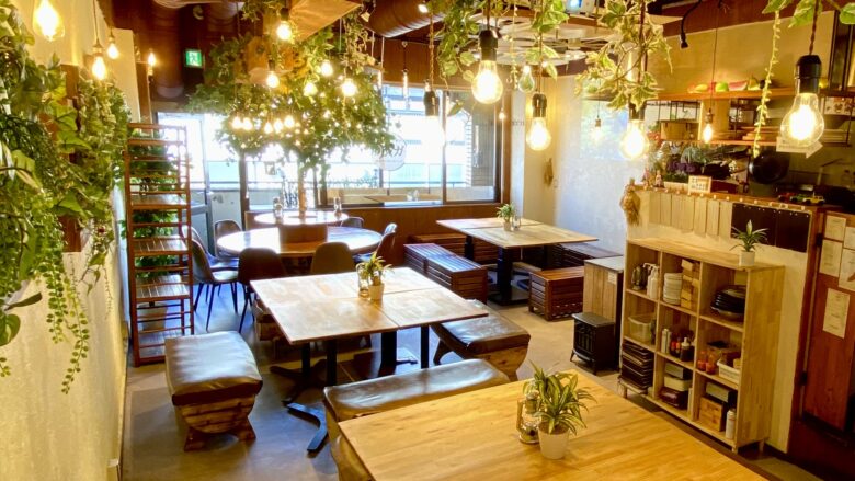 「渋谷ガーデンスペース道玄坂店」は、貸切に特化したおしゃれ居酒屋です！
20人・３0人・40人の結婚式二次会貸切はお任せください！
