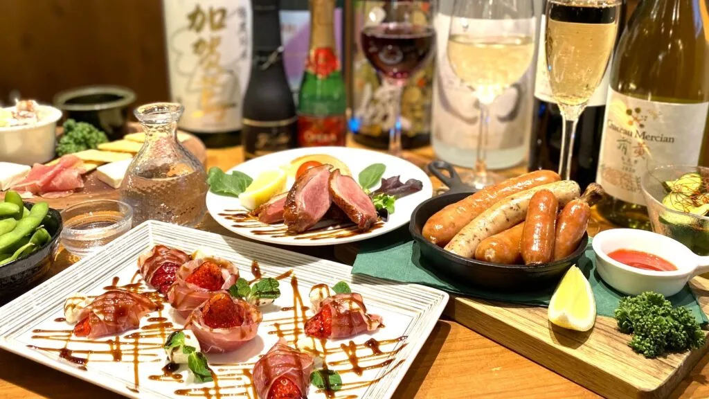 大人数貸切に嬉しい飲み放題コースも充実しています！
ご予算に合わせた貸切パーティーをご提案させていただきます！
貸切は20人.30人.40人までご利用可能です！