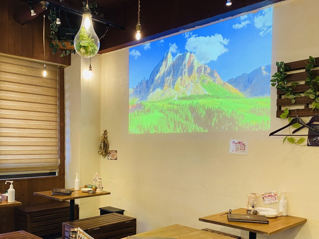 「渋谷ガーデンスペース道玄坂店」は、貸切に特化したおしゃれ居酒屋です！
大画面プロジェクターを使った20人・３0人・40人など大人数貸切はお任せください！