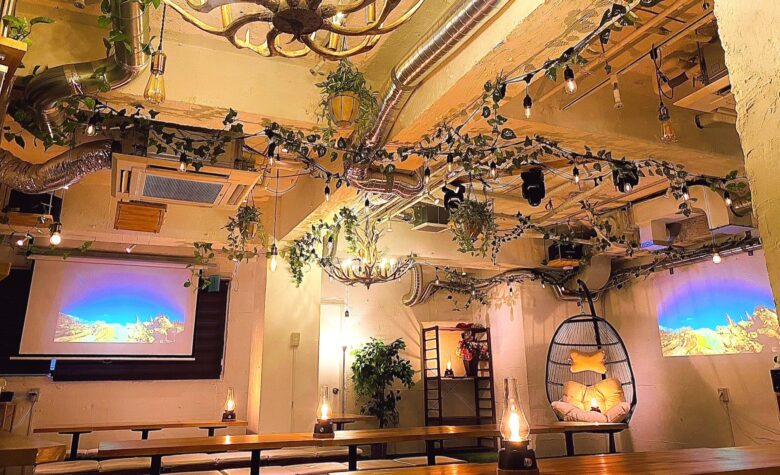 「渋谷ガーデンパティオ」は、貸切に特化したおしゃれ居酒屋です！
昼飲み大歓迎！
大画面プロジェクターを使った20人・３0人・40人など大人数貸切はお任せください！