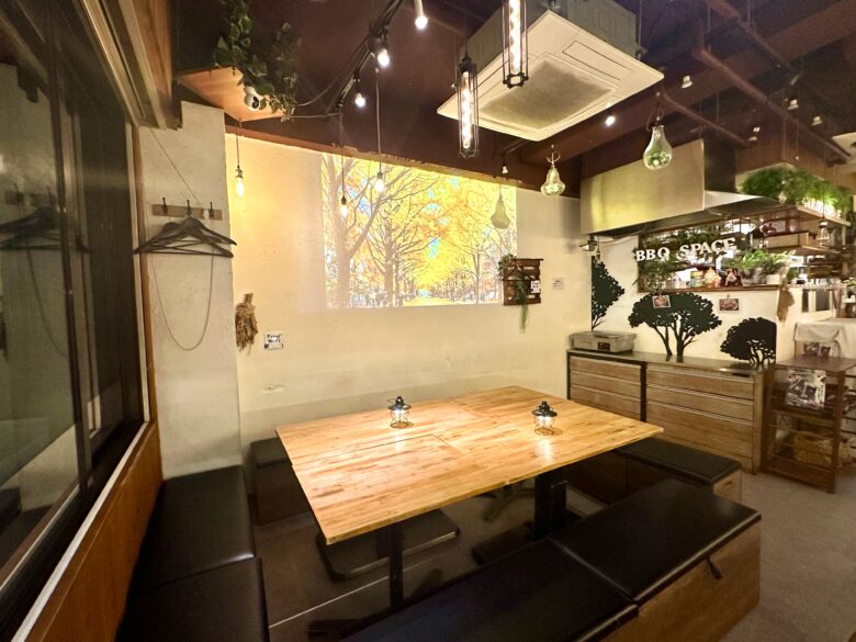 「渋谷ガーデンスペース道玄坂店」は貸切居酒屋の他に、レンタルスペースとしても営業しております!
送別会にぴったりな広いフロアを、自由なレイアウトでお楽しみください!